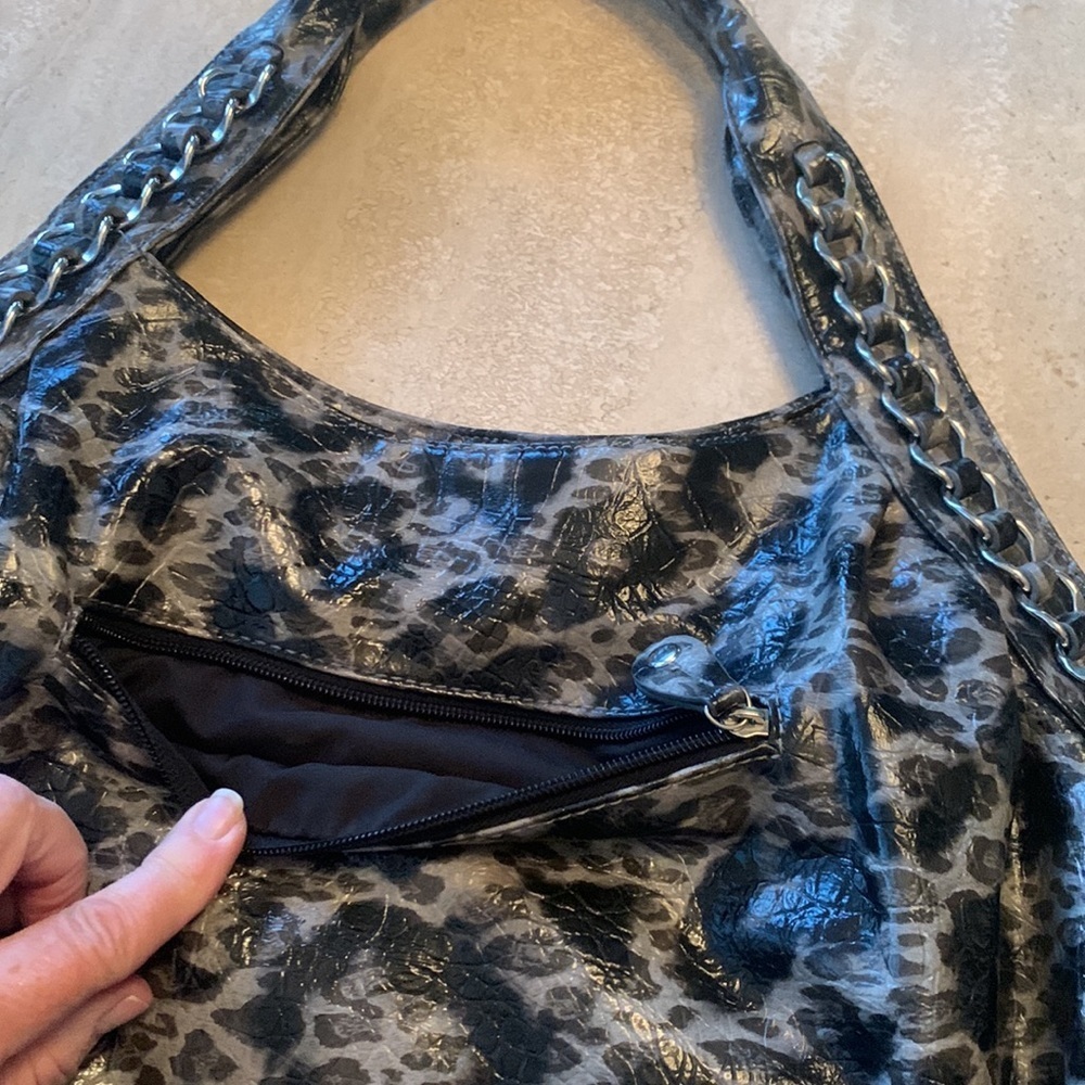 ALDO black/grey leopard bag, top handles, chains. faux leather, zip, pocket. EUC - Picture 11 of 17
